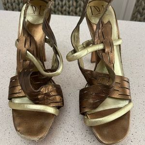 Dian von furstenberg bronze metallic cork sandal high heels size 8.5
